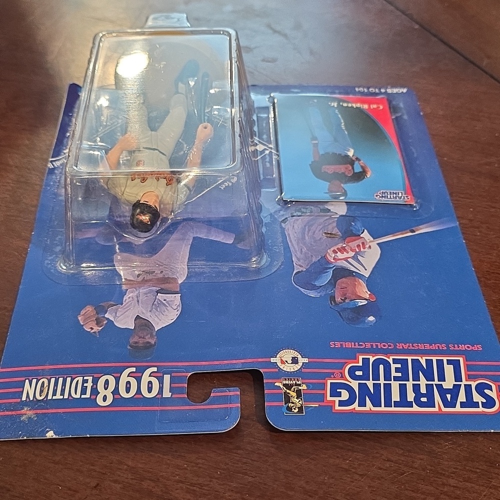 Starting Lineup 1998 Edition Cal Ripken Jr. Figure - Picture 4 of 7